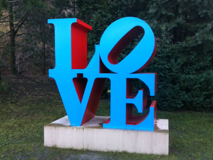 Robert Indiana Love